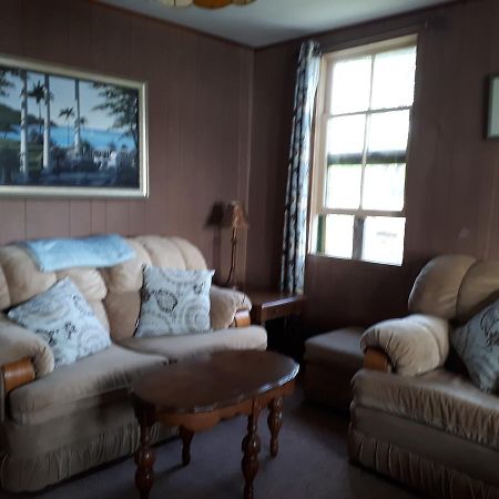 Chalkley'S Sandy Bay Cottage Resort Nipissing Beach Exteriör bild