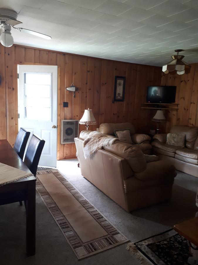 Chalkley'S Sandy Bay Cottage Resort Nipissing Beach Exteriör bild