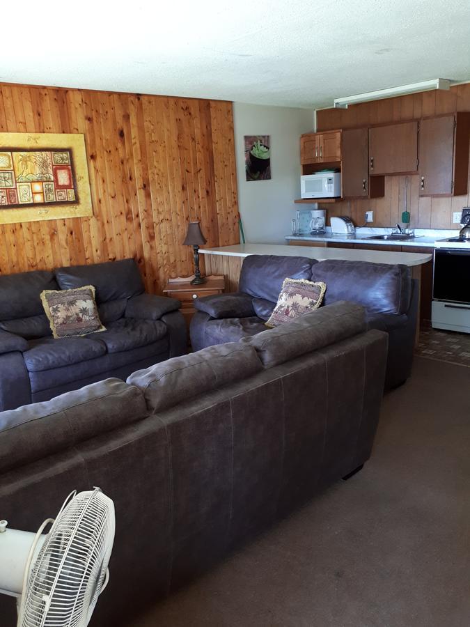 Chalkley'S Sandy Bay Cottage Resort Nipissing Beach Exteriör bild