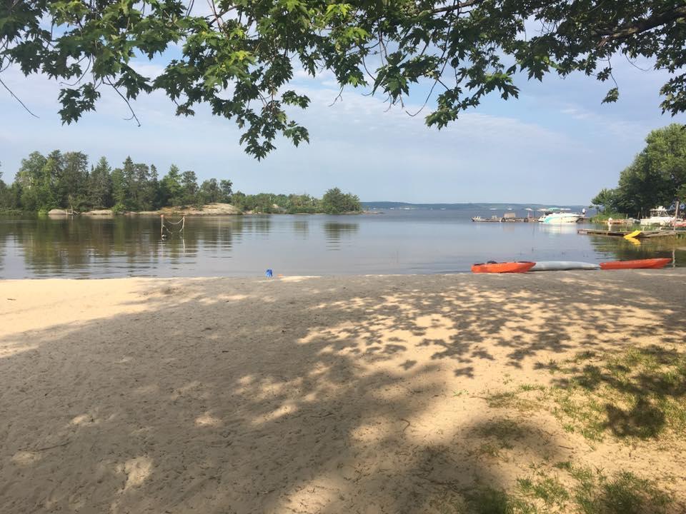 Chalkley'S Sandy Bay Cottage Resort Nipissing Beach Exteriör bild